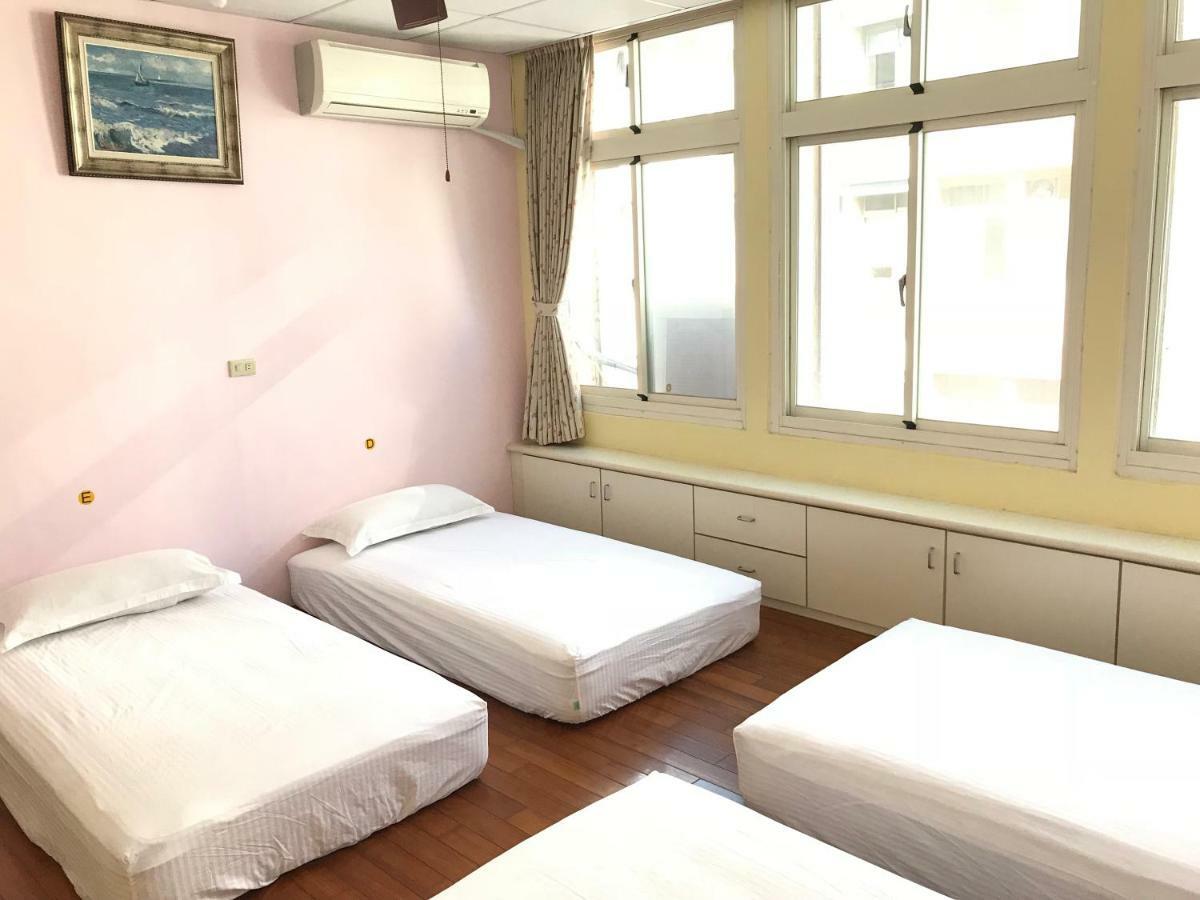 Handy Hostel Хуалянь Екстер'єр фото