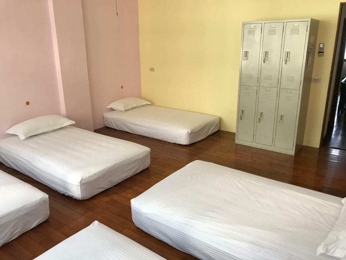 Handy Hostel Хуалянь Екстер'єр фото