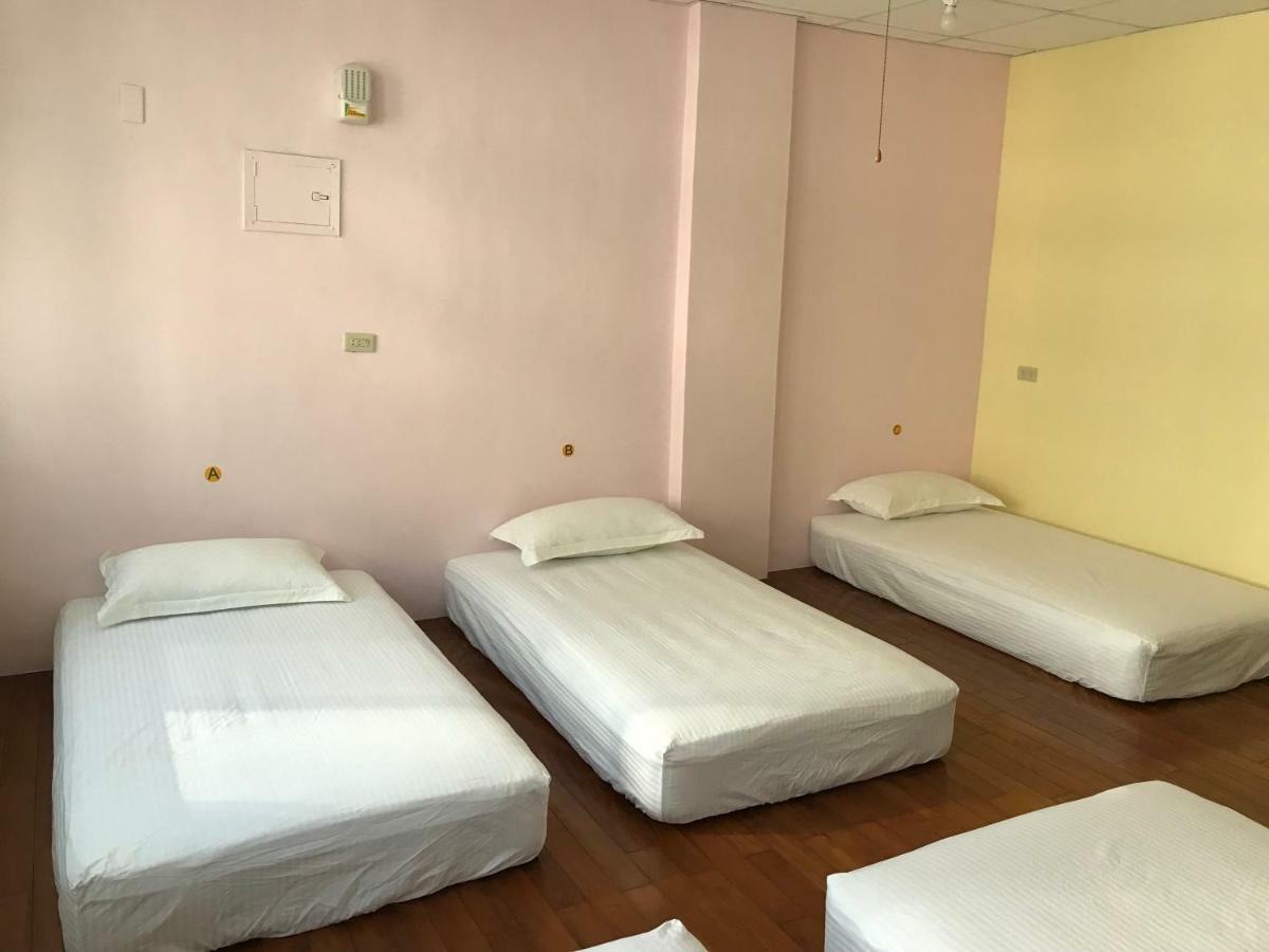 Handy Hostel Хуалянь Екстер'єр фото